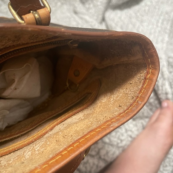 ✨ Vintage Louis Vuitton Bucket Bag ✨ - Picture 3 of 6
